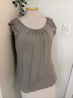 Silk Italian top Medium